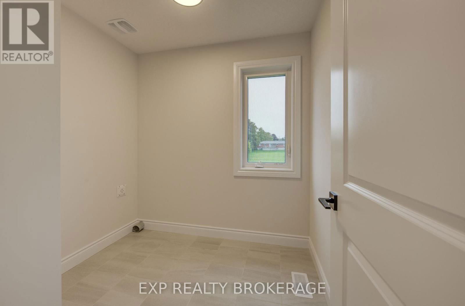 30 ANNE STREET WEST Image 30