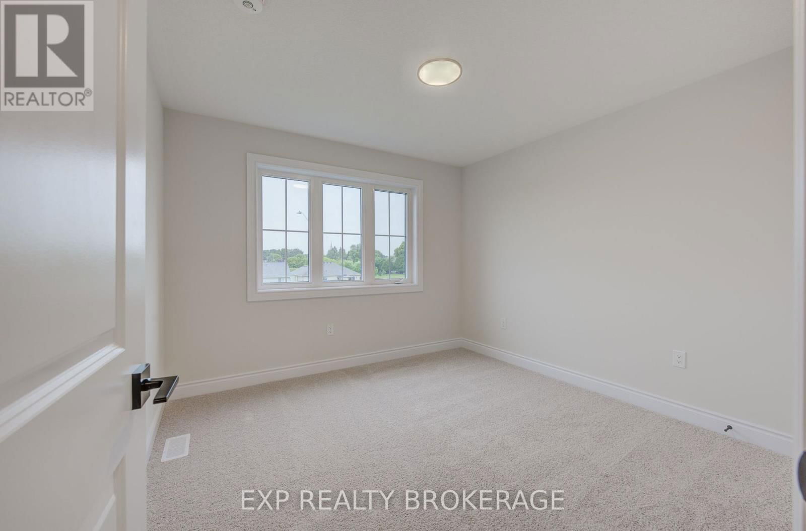 30 ANNE STREET WEST Image 31