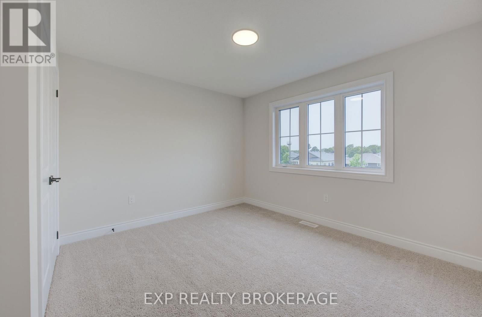 30 ANNE STREET WEST Image 32