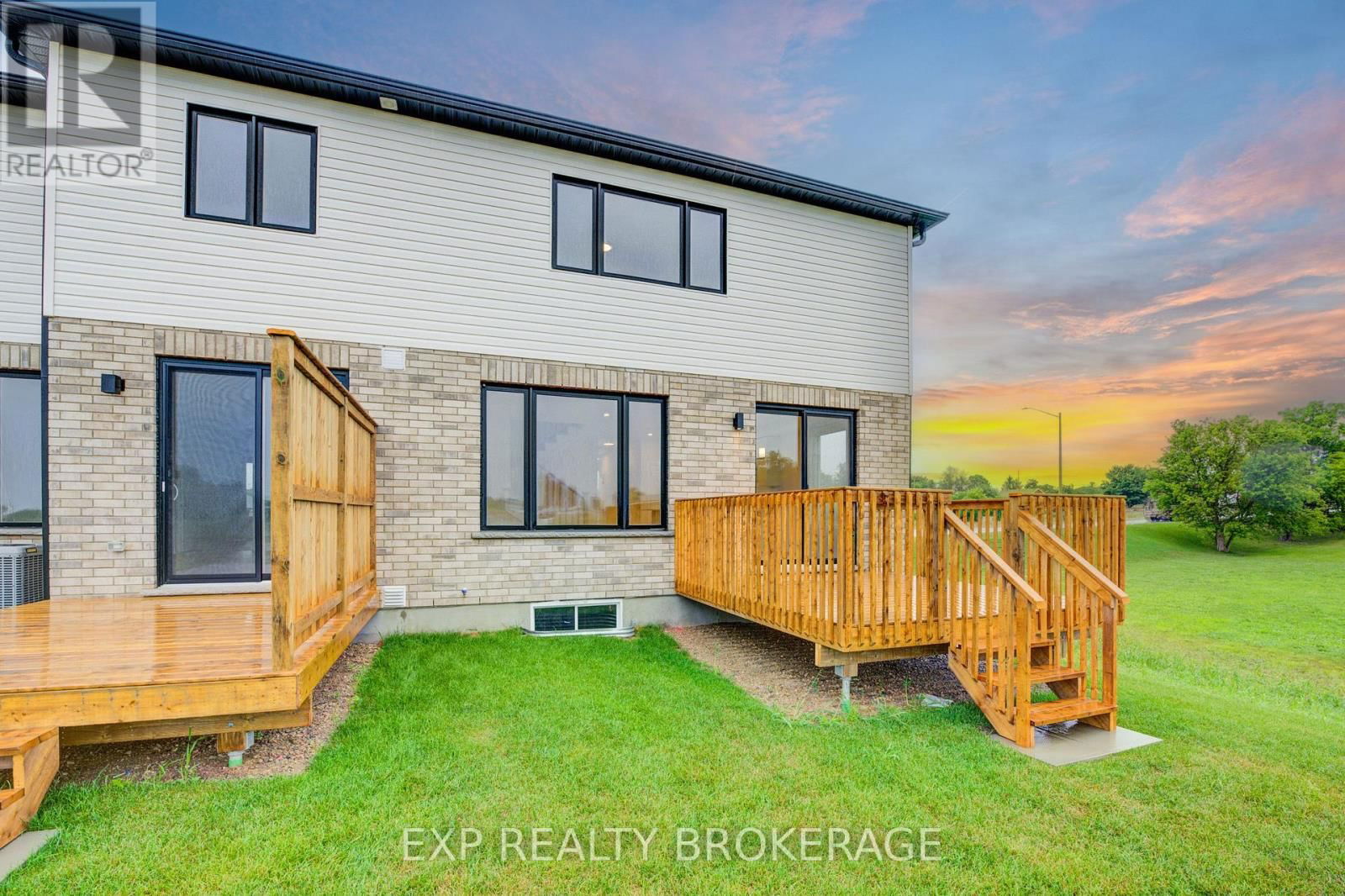 30 ANNE STREET WEST Image 36