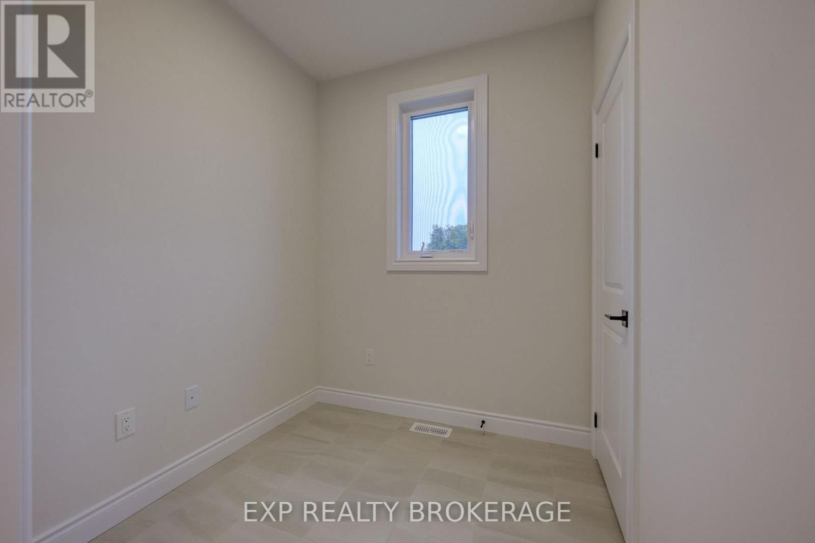 30 ANNE STREET WEST Image 8