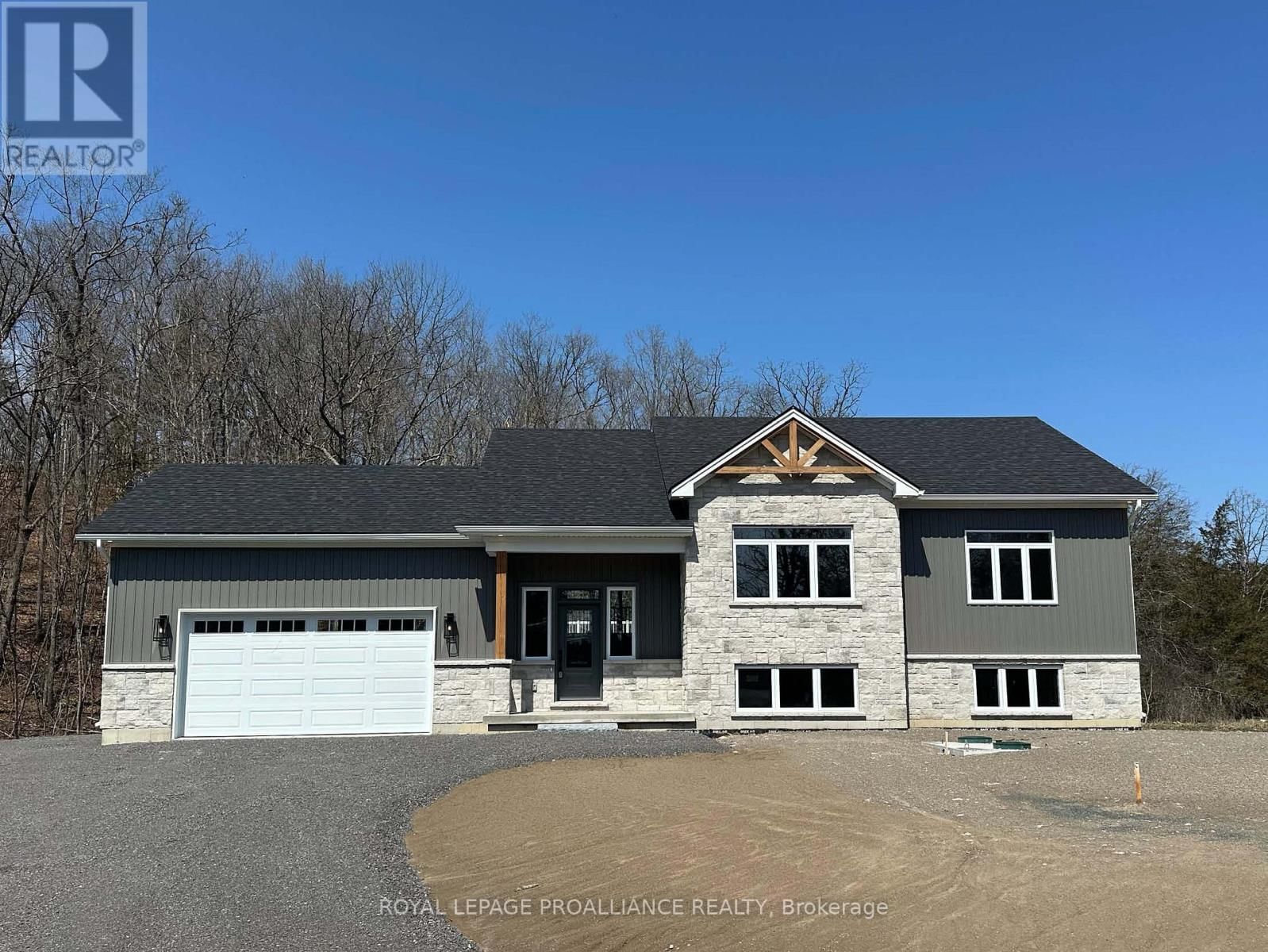 444 HILLSIDE DRIVE Image 1