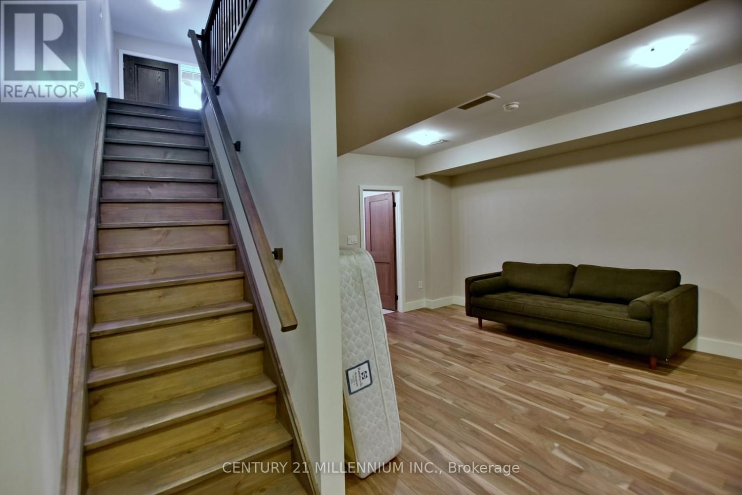 7 - 106 ALPINE SPRINGS COURT Image 36