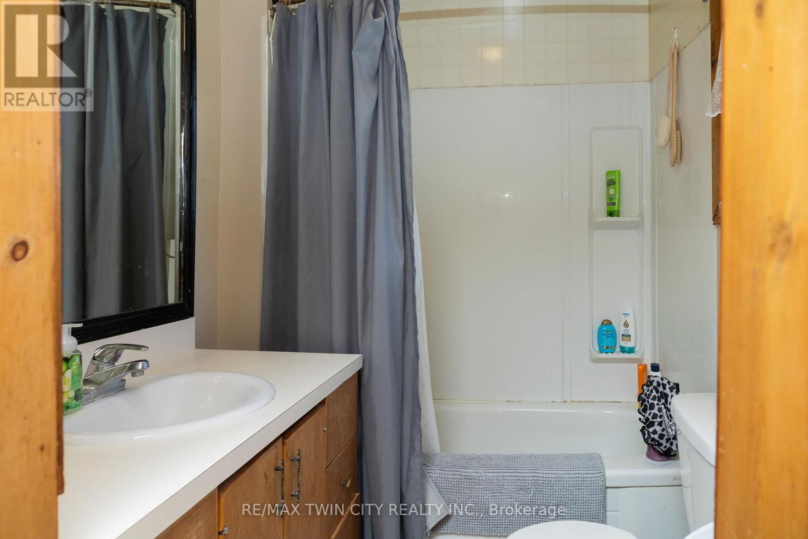 122 KING STREET Image 15