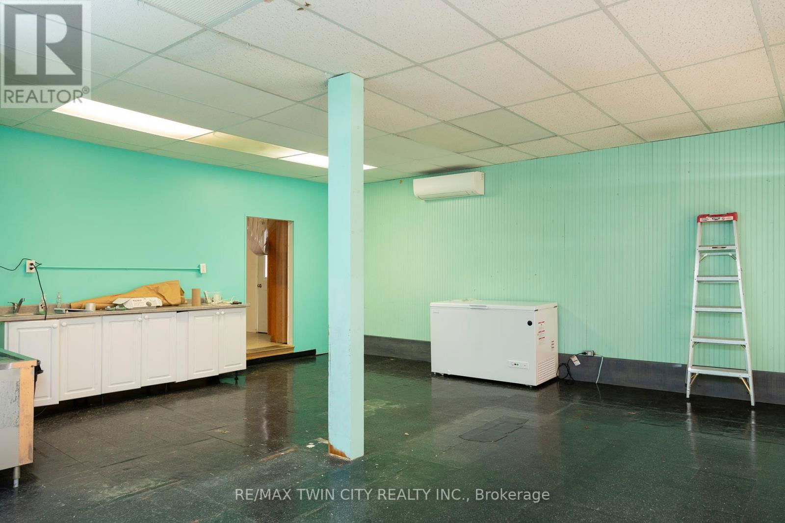122 KING STREET Image 4