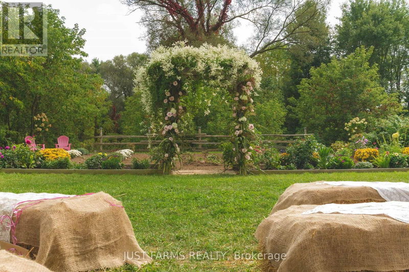 Image #1 of Business for Sale at 837 7th Avenue, Hanover, Ontario