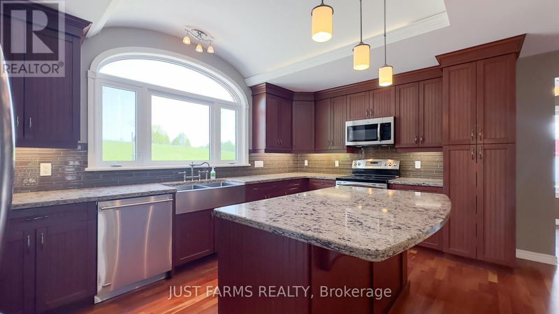 Image #1 of Business for Sale at 837 7th Avenue, Hanover, Ontario