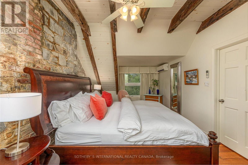 Image #1 of Business for Sale at 8 Starr Place, Kingston ), Ontario