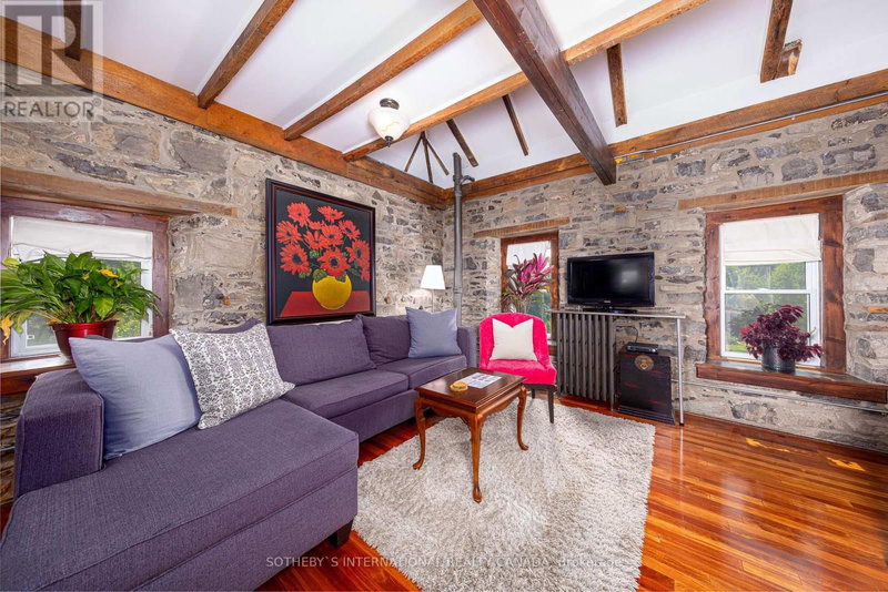 Image #1 of Business for Sale at 8 Starr Place, Kingston ), Ontario