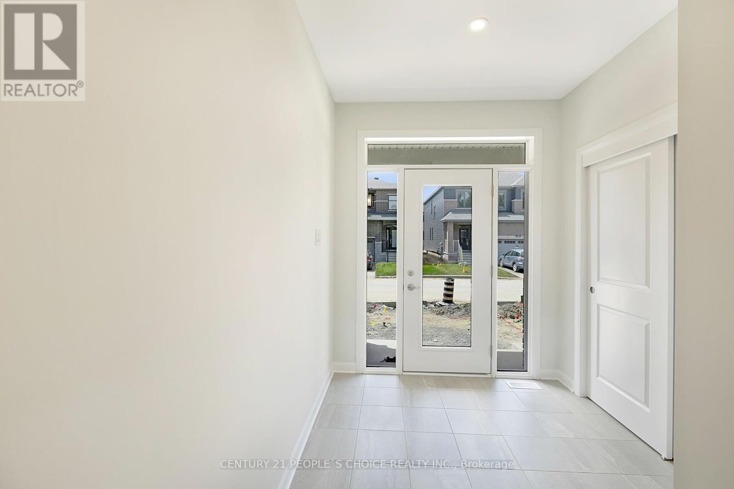 331 ELSIE MACGILL WALK Image 3