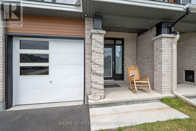 337 Barrett Farm Drive  Ottawa (Gloucester), K1T3V9 | Image 1