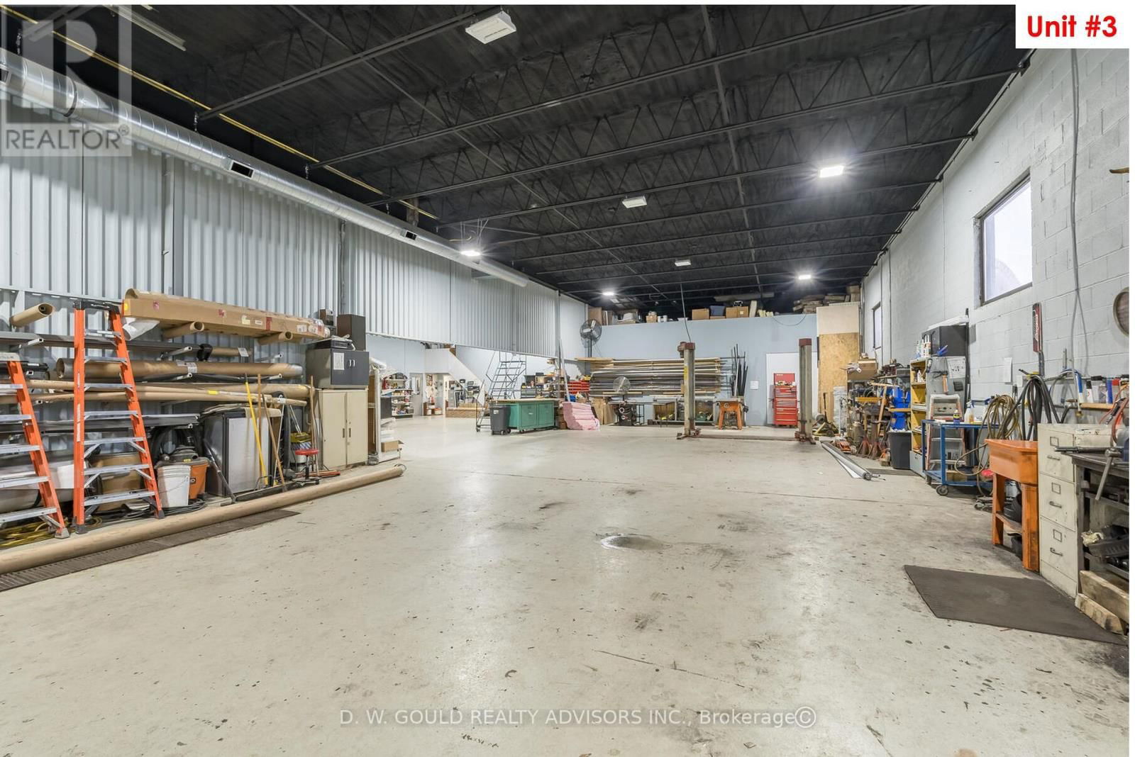 9577 SIDEROAD 17 Image 26