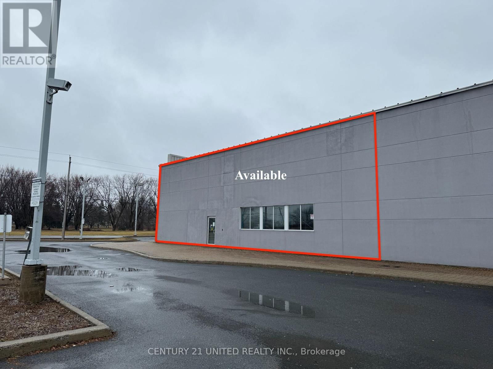 2 - 10 TOLLGATE ROAD WEST Image 1