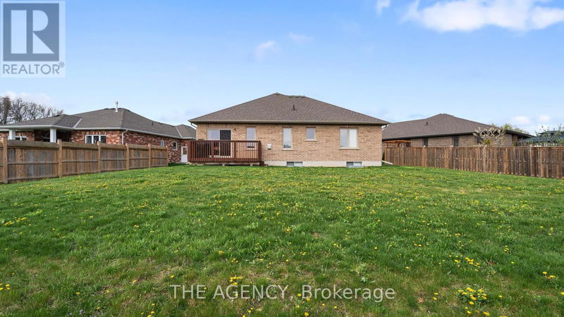 7 Cavendish Court  Norfolk (Simcoe), L6T1Z3 | Image 11