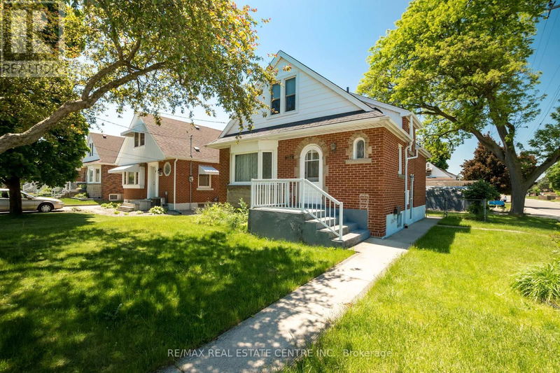 204 Parkdale Avenue South Hamilton (Glenview), L8K3P6 | Image 1