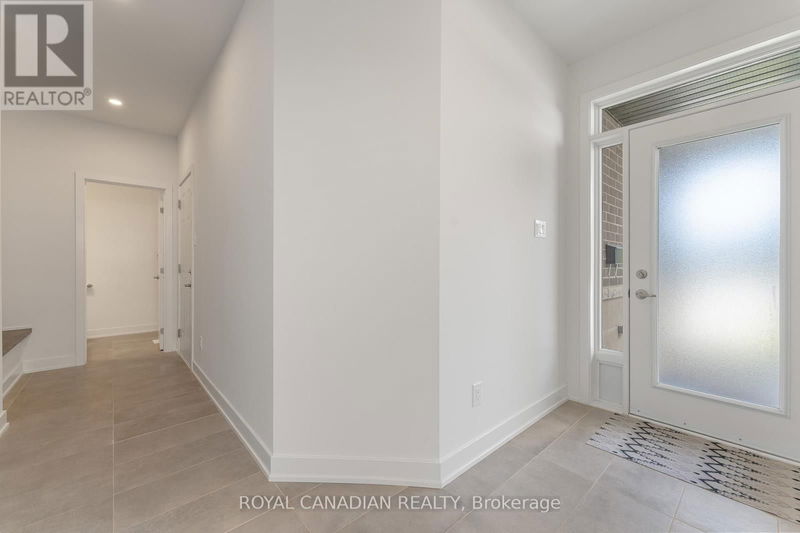 92 Big Dipper Street  Ottawa (Gloucester), K4M1B2 | Image 5