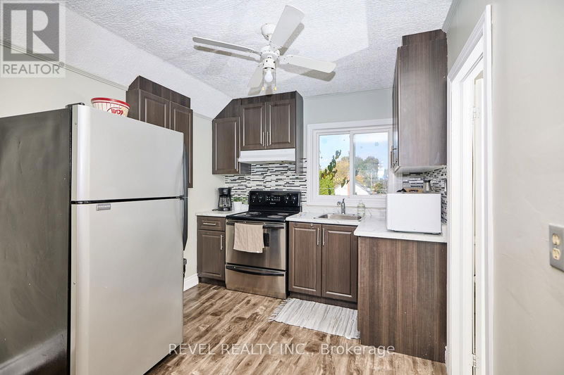 5267 Mcrae Street  Niagara Falls, L2E1P9 | Image 19