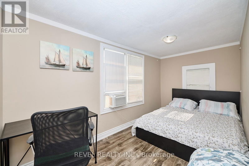 5267 Mcrae Street  Niagara Falls, L2E1P9 | Image 9