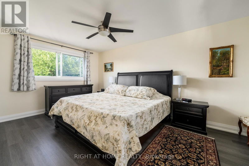 5 Lower Canada Drive  Niagara-on-the-Lake, L0S1J0 | Image 24