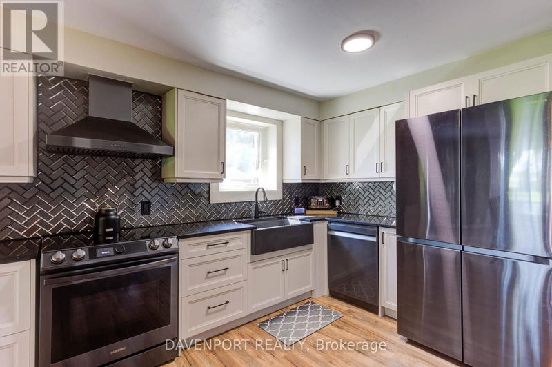 9499 Maas Park Drive  Wellington North, N0G2L0 | Image 14