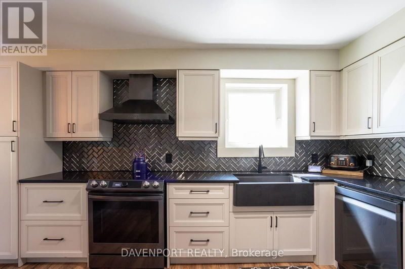 9499 Maas Park Drive  Wellington North, N0G2L0 | Image 15