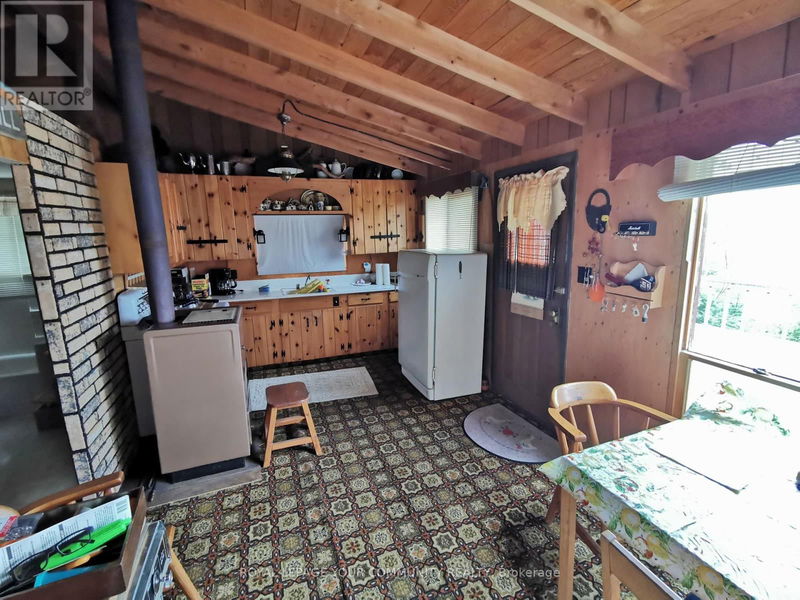 992 Porter Landing Road  Parry Sound, P0H2R0 | Image 12