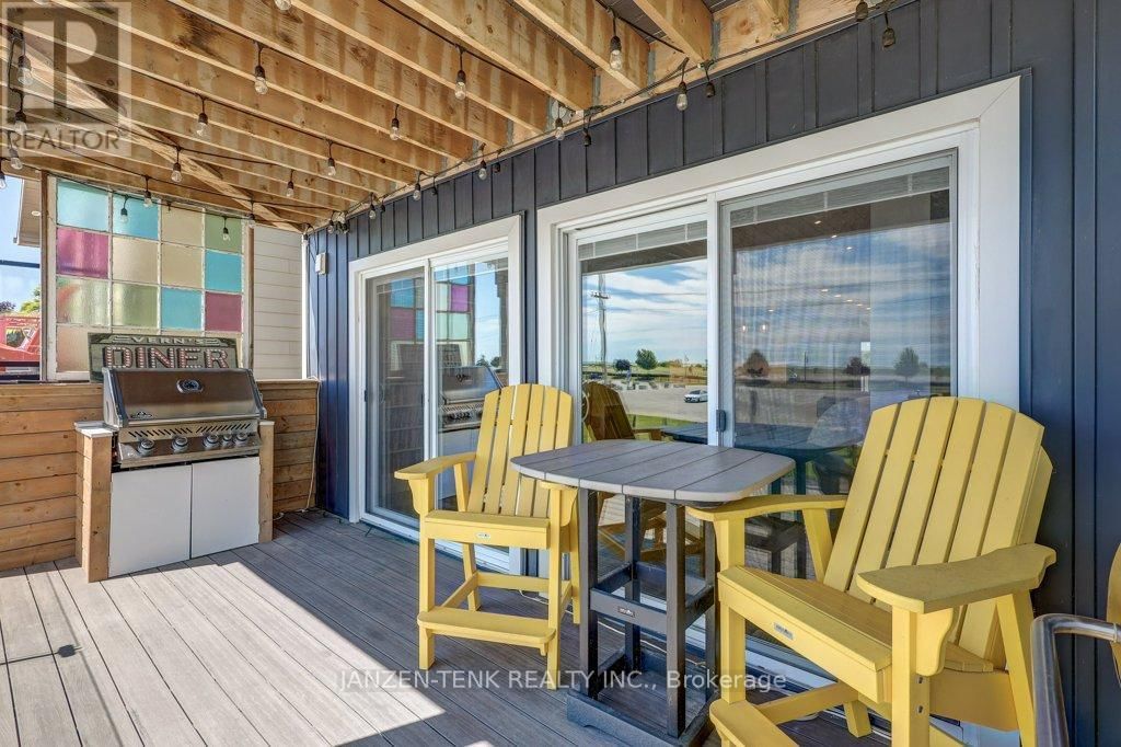 163 MAUD STREET Image 14