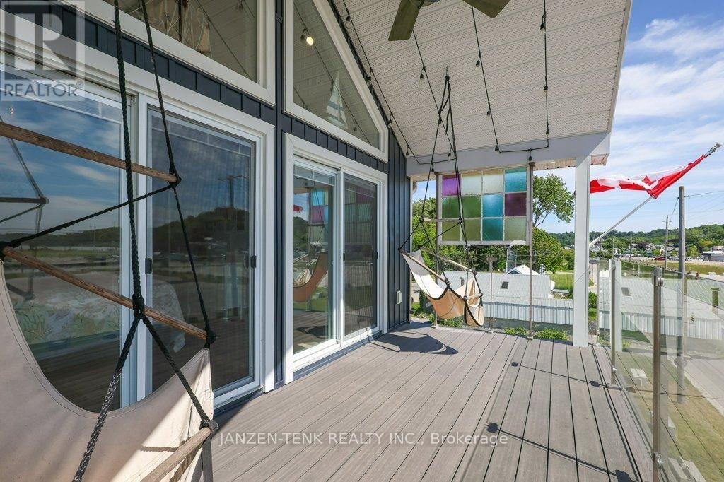 163 MAUD STREET Image 22