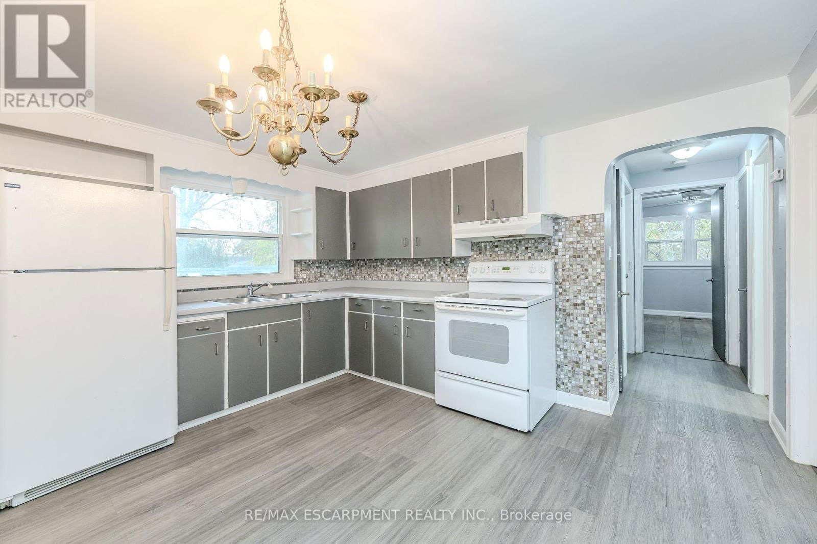 58 MILDRED AVENUE Image 18