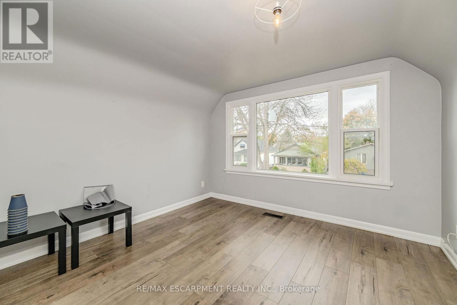 58 MILDRED AVENUE Image 22