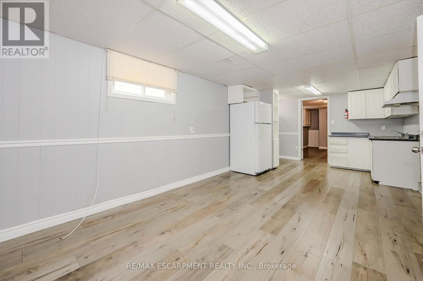 58 MILDRED AVENUE Image 26