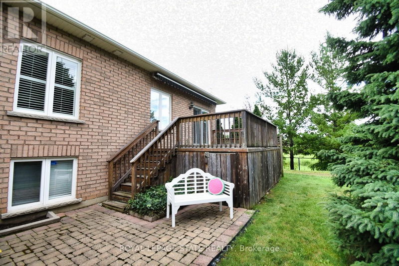 64 Gravenhurst Trail  Hamilton (Twenty Place), L9B2X8 | Image 37