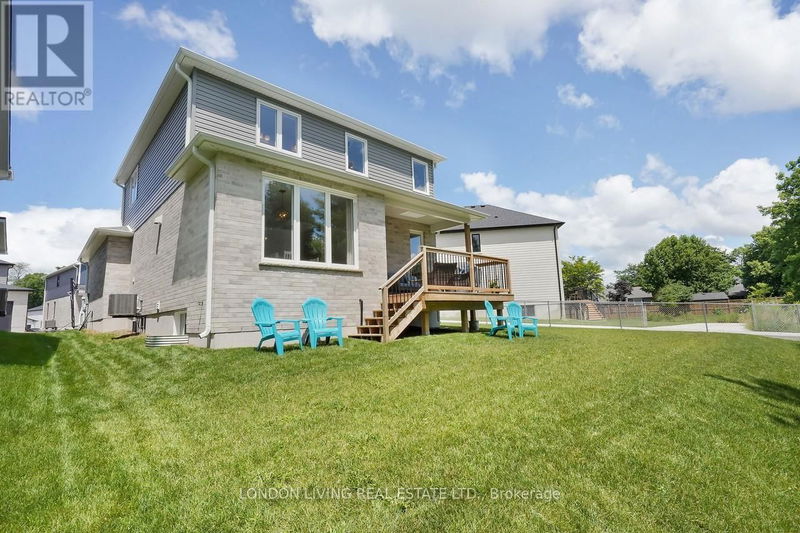  37 - 22701 Adelaide Road  Strathroy-Caradoc (Mount Brydges), N0L1W0 | Image 29