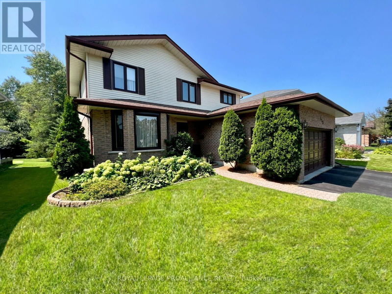 116 Tracey Park Drive  Belleville, K8P5C8 | Image 1