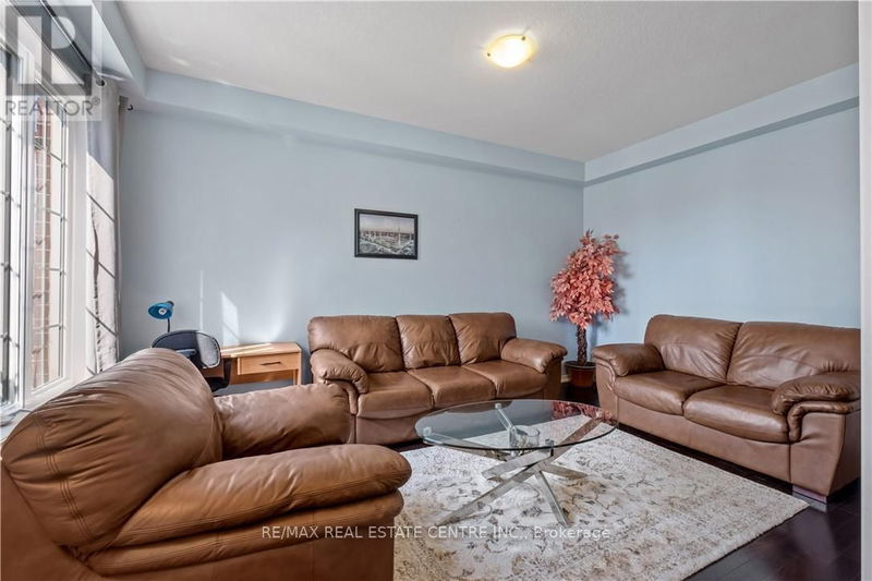 31 Cook Street  Hamilton (Binbrook), L0R1C0 | Image 7