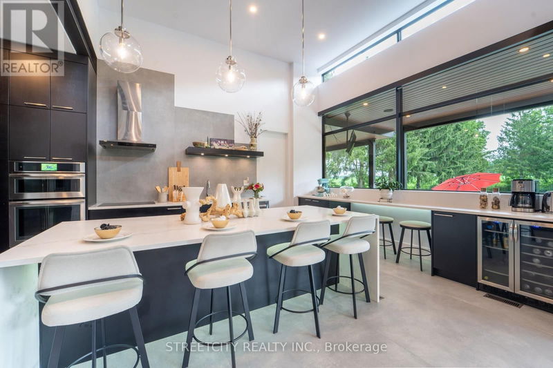 21222 Vanneck Road  London, N6H5L2 | Image 28