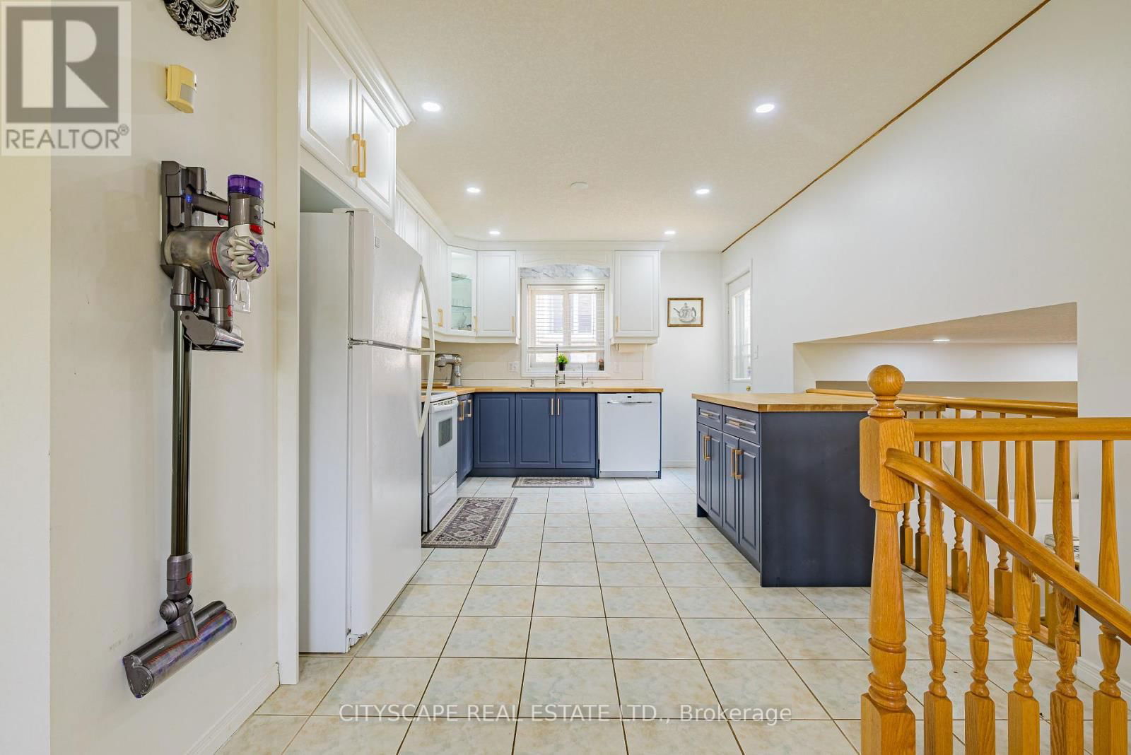 35 MELRAN DRIVE Image 6