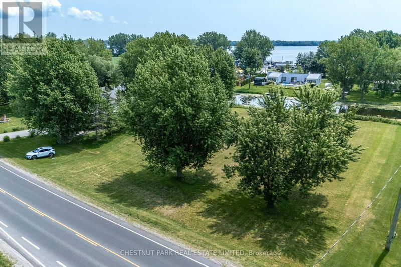 15933 Loyalist Parkway  Prince Edward County (Hallowell), K0K1G0 | Image 37