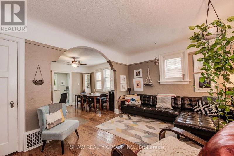 178-180 Samuel Street  Kitchener, N2H1R3 | Image 2