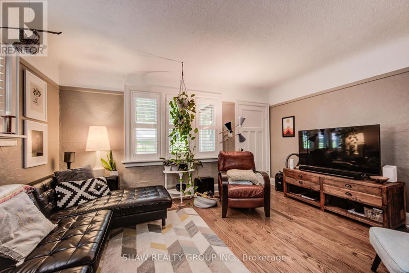 178-180 Samuel Street  Kitchener, N2H1R3 | Image 3