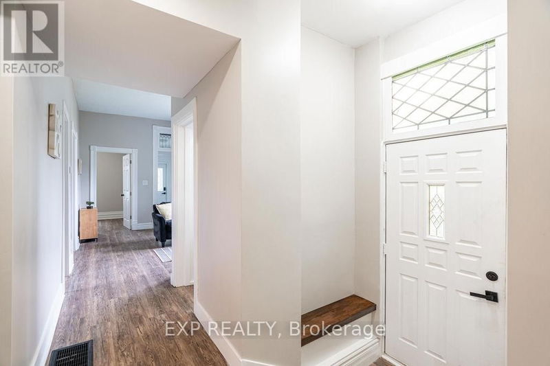 354 Spruce Street  London, N5W4N7 | Image 14