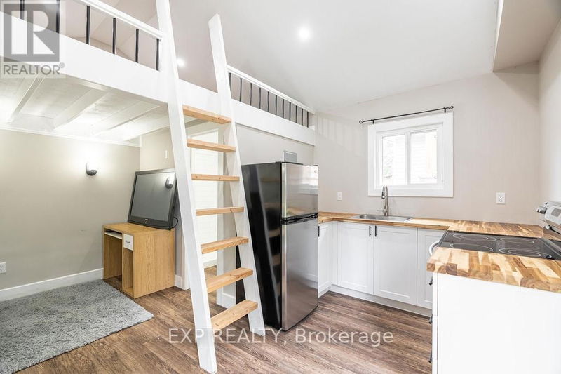 354 Spruce Street  London, N5W4N7 | Image 15