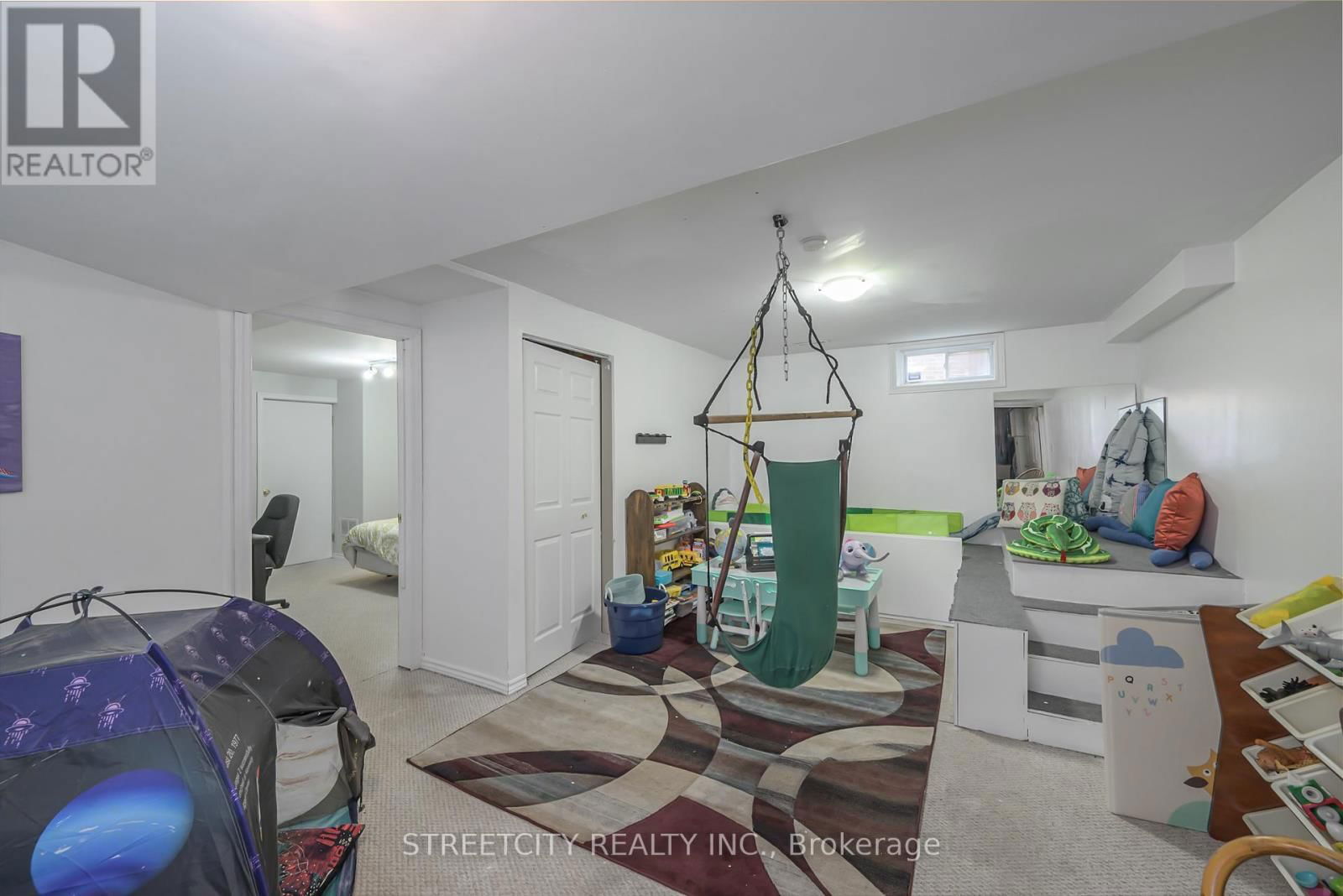 19 BRIMLEY COURT Image 35