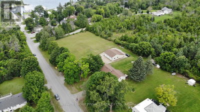 192 Kennedy Bay Road  Kawartha Lakes (Dunsford), K0M1L0 | Image 1