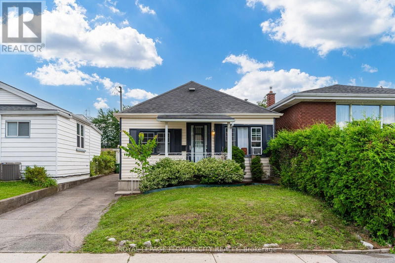 800 Roxborough Avenue  Hamilton (McQuesten), L8H1T2 | Image 3