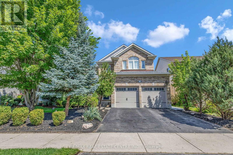 618 Thomas Slee Drive  Kitchener, N2P2Y8 | Image 1