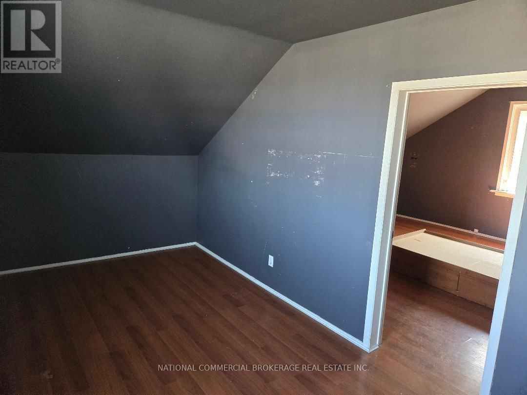 50 FORHAN STREET Image 8