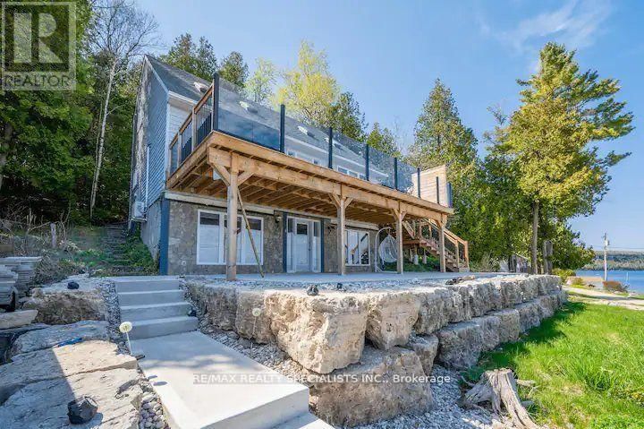 101 North Shore Road  Northern Bruce Peninsula, N0H1W0 | Image 2