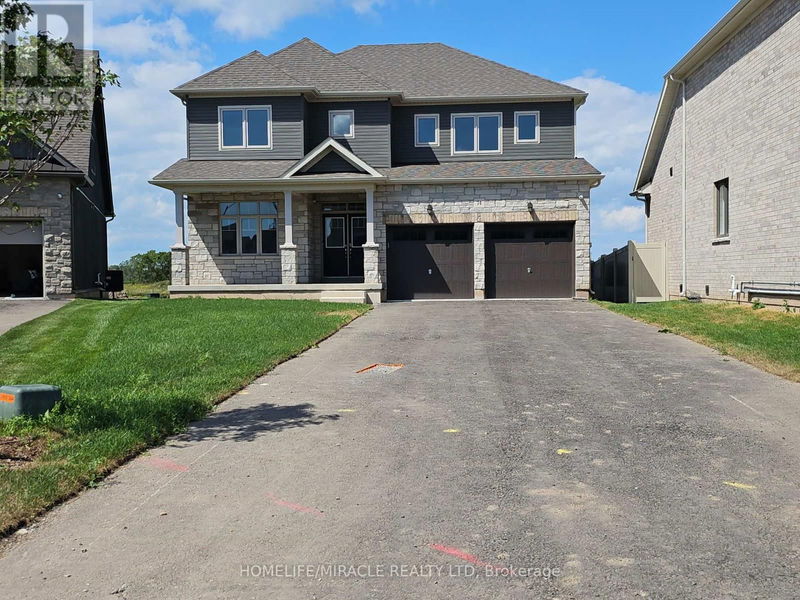 74 Oriole Crescent  Port Colborne, L3K6E2 | Image 2