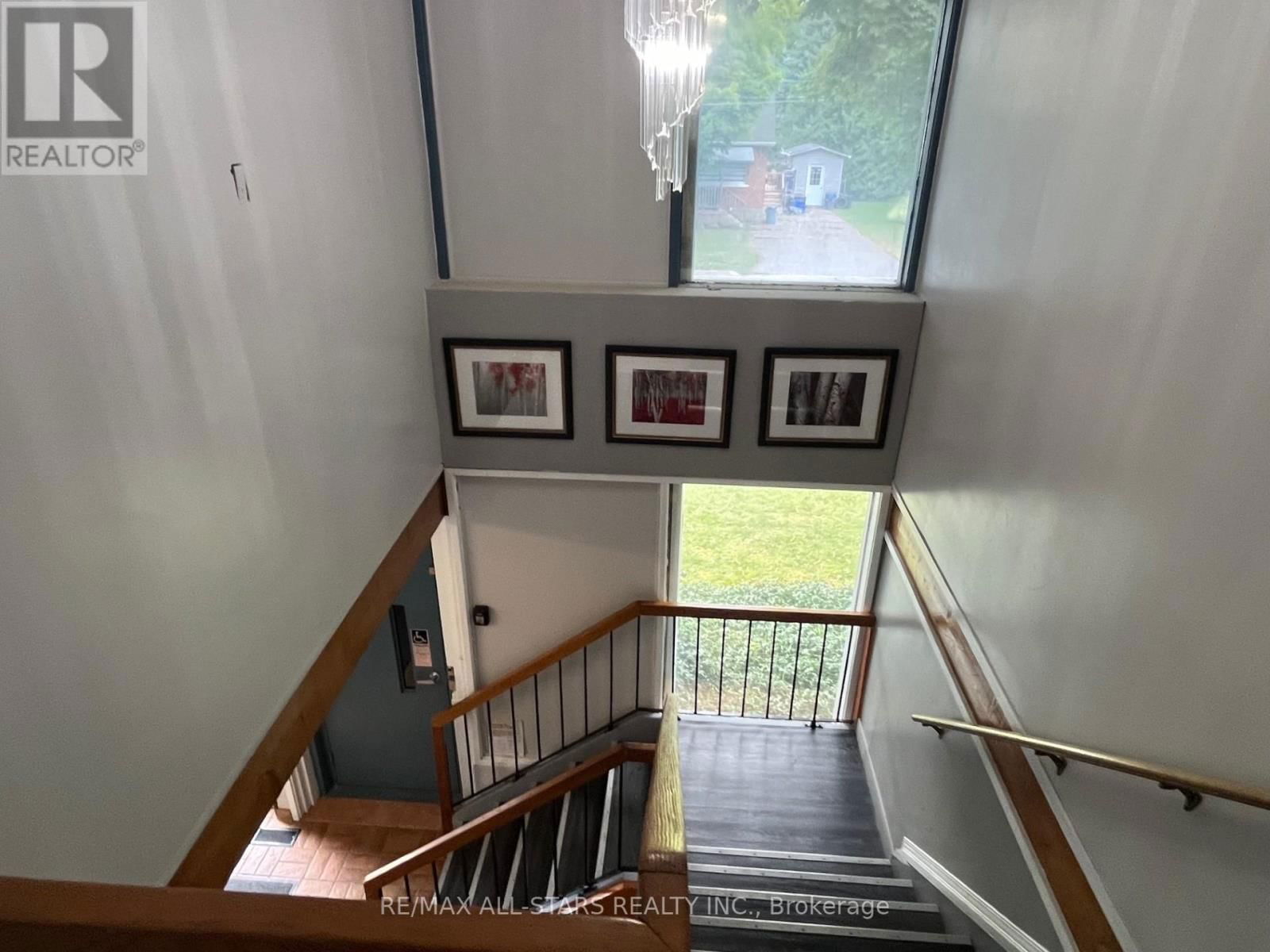 87 ADELAIDE STREET NORTH Image 16